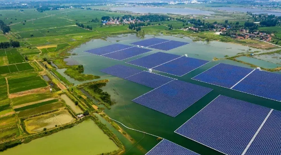 中國十三省最大光伏電站在這里！欽州康熙嶺的光伏電站能排上號了嗎？